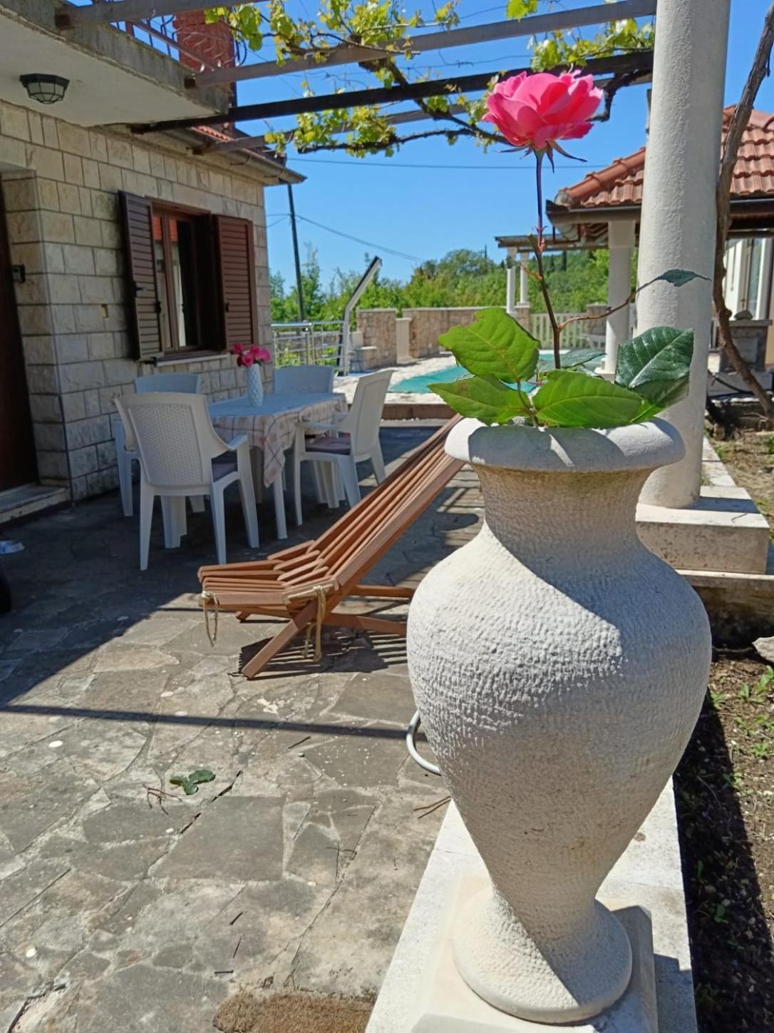 Holiday Home Lazustina Paradise Mihanici Buitenkant foto